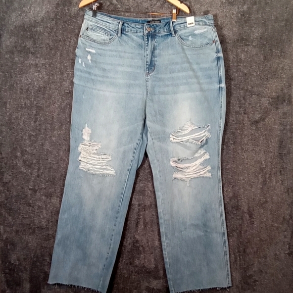 Judy Blue Denim - Judy Blue High waisted 90"s straight rigid distressed women's 20W jeans